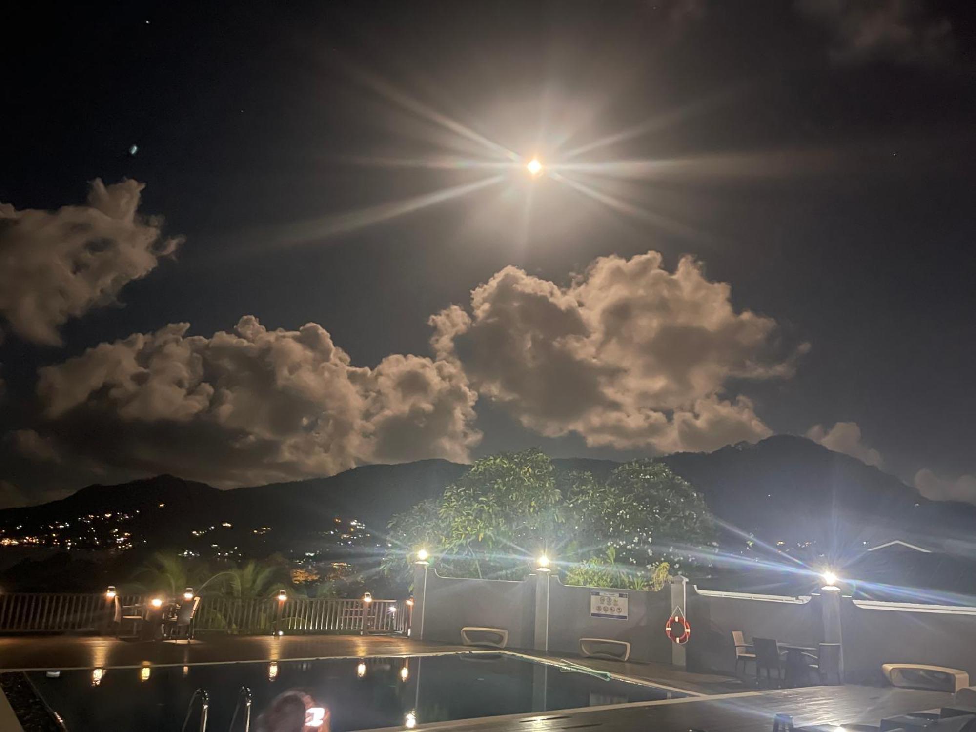 D'Offay Seaview Apartments Beau Vallon  Buitenkant foto