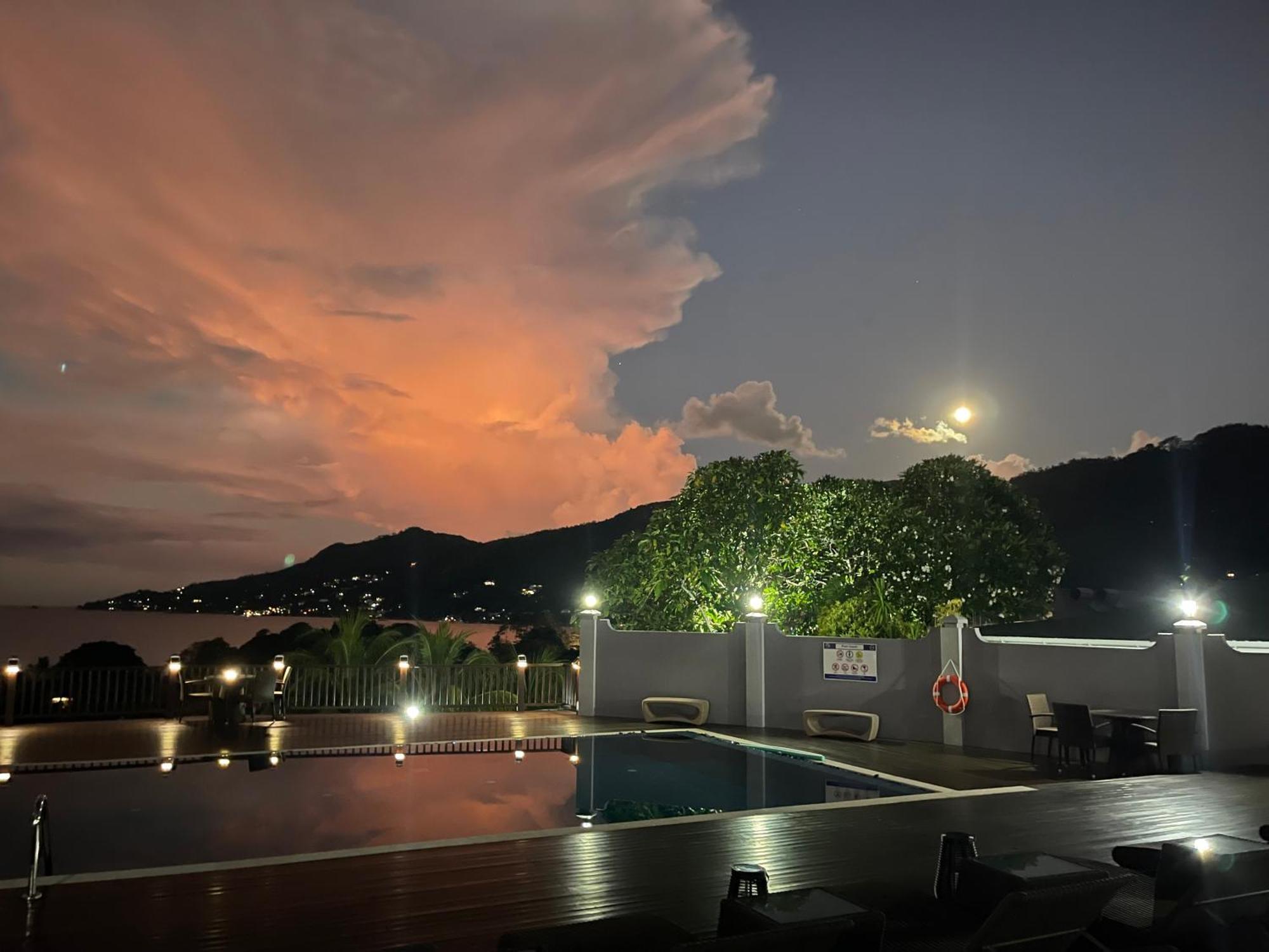 D'Offay Seaview Apartments Beau Vallon  Buitenkant foto