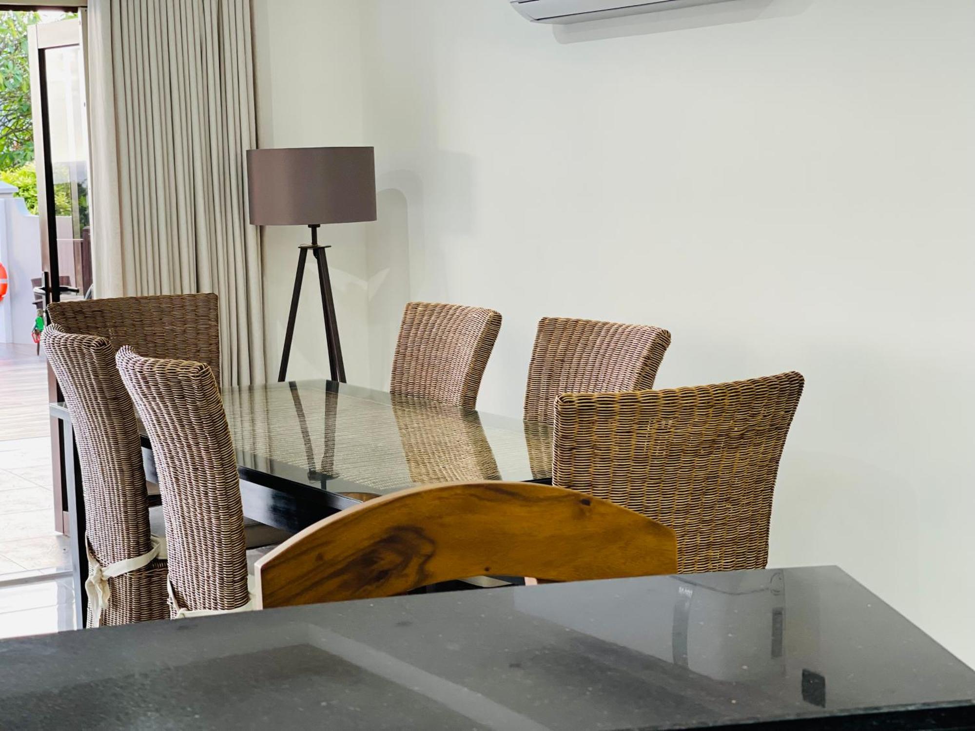 D'Offay Seaview Apartments Beau Vallon  Buitenkant foto