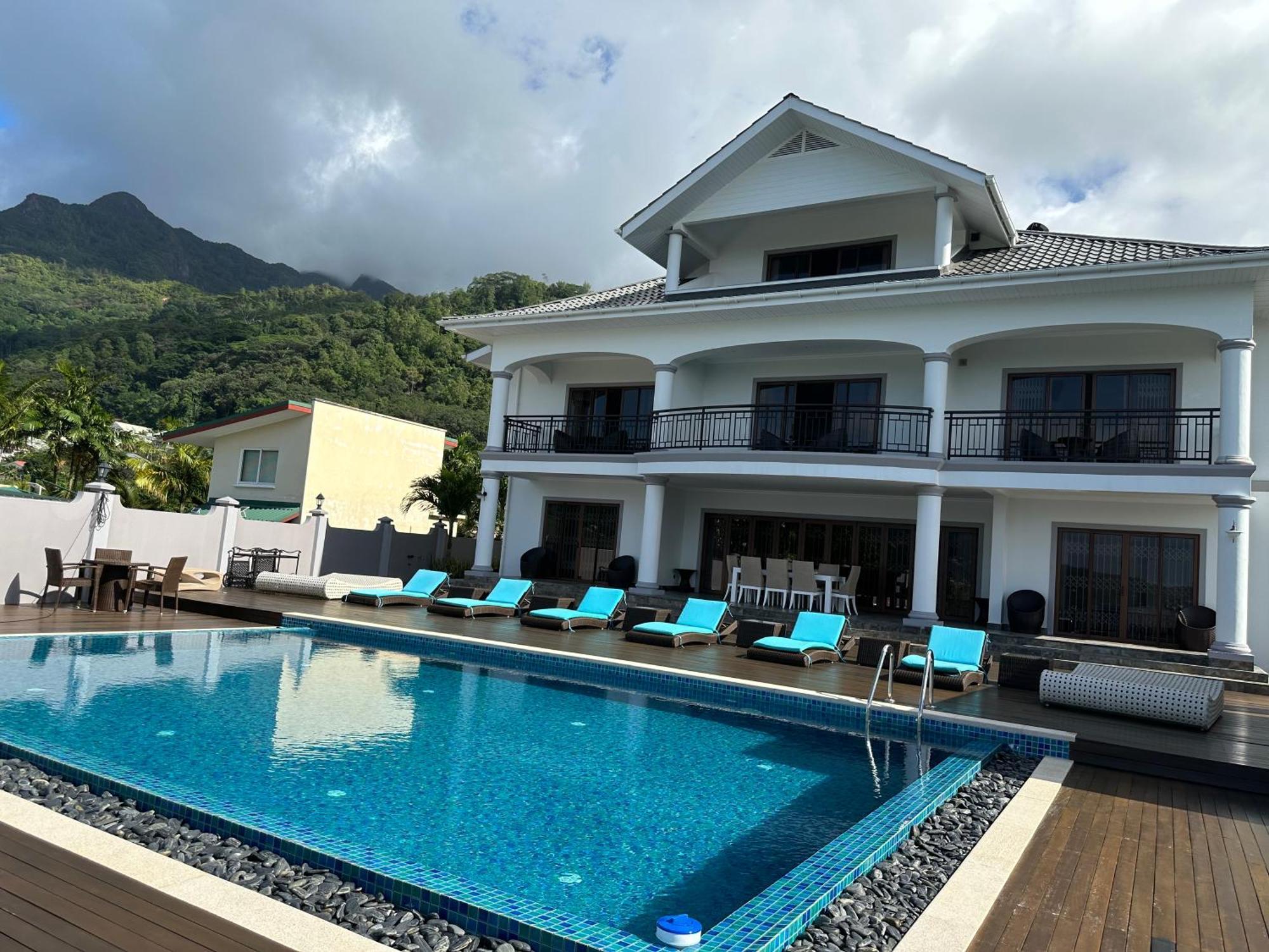 D'Offay Seaview Apartments Beau Vallon  Buitenkant foto