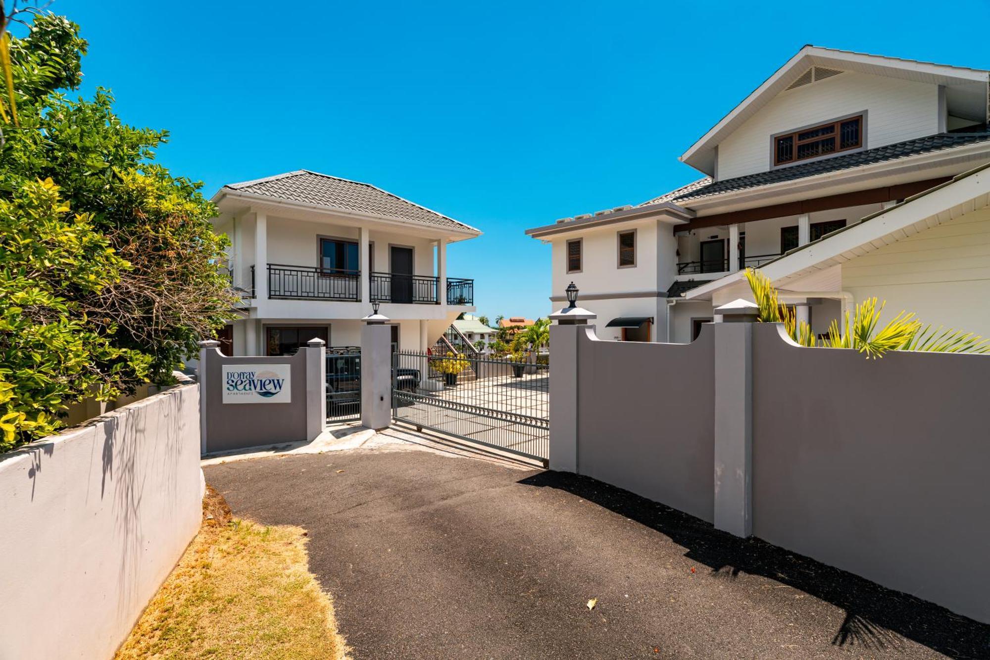 D'Offay Seaview Apartments Beau Vallon  Buitenkant foto