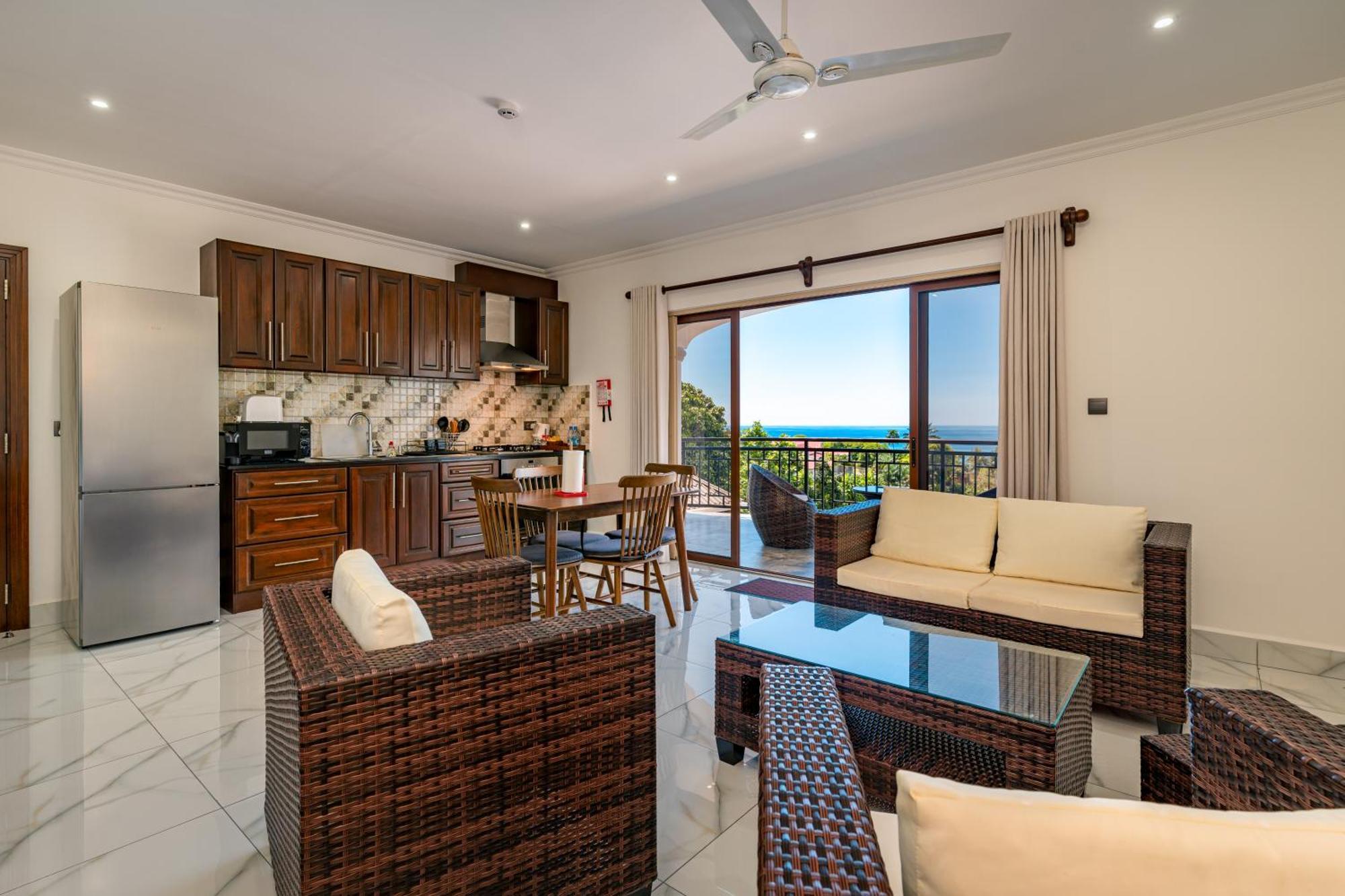 D'Offay Seaview Apartments Beau Vallon  Buitenkant foto