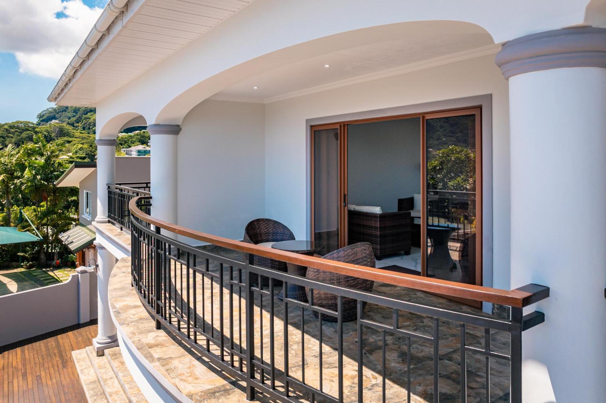 D'Offay Seaview Apartments Beau Vallon  Buitenkant foto