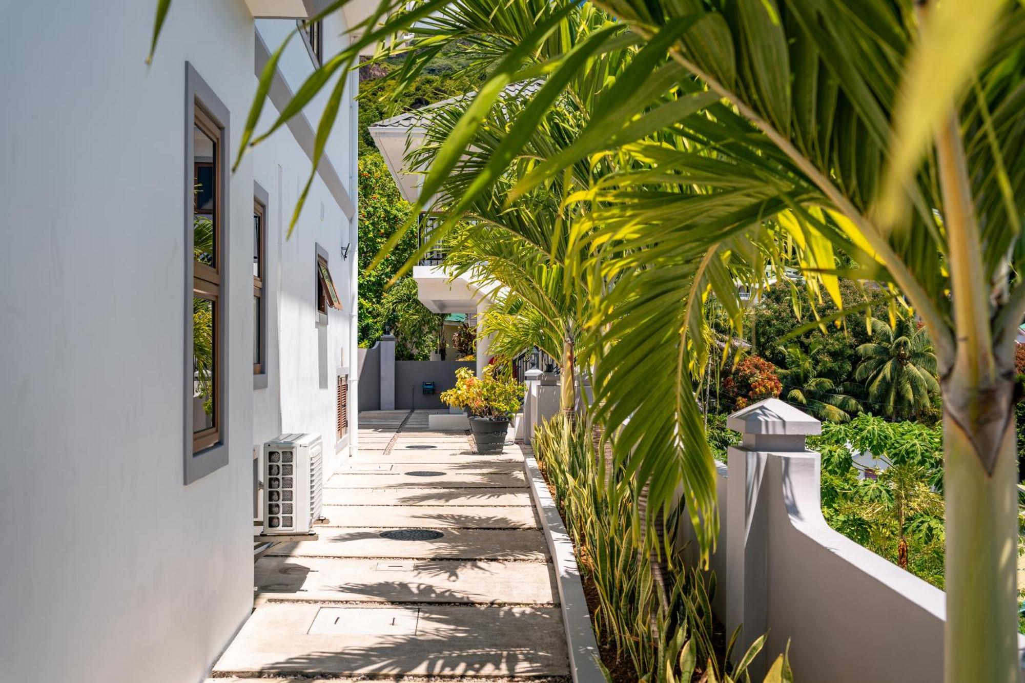 D'Offay Seaview Apartments Beau Vallon  Buitenkant foto