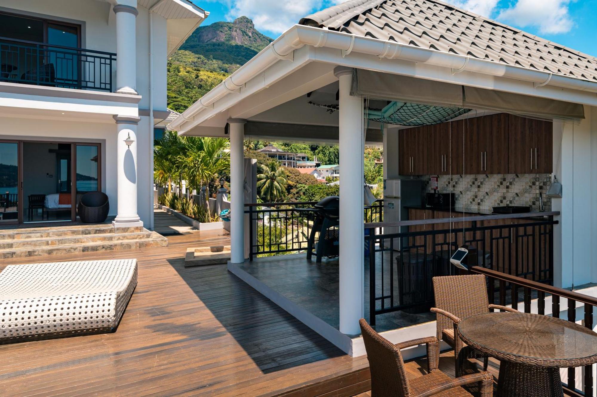D'Offay Seaview Apartments Beau Vallon  Buitenkant foto