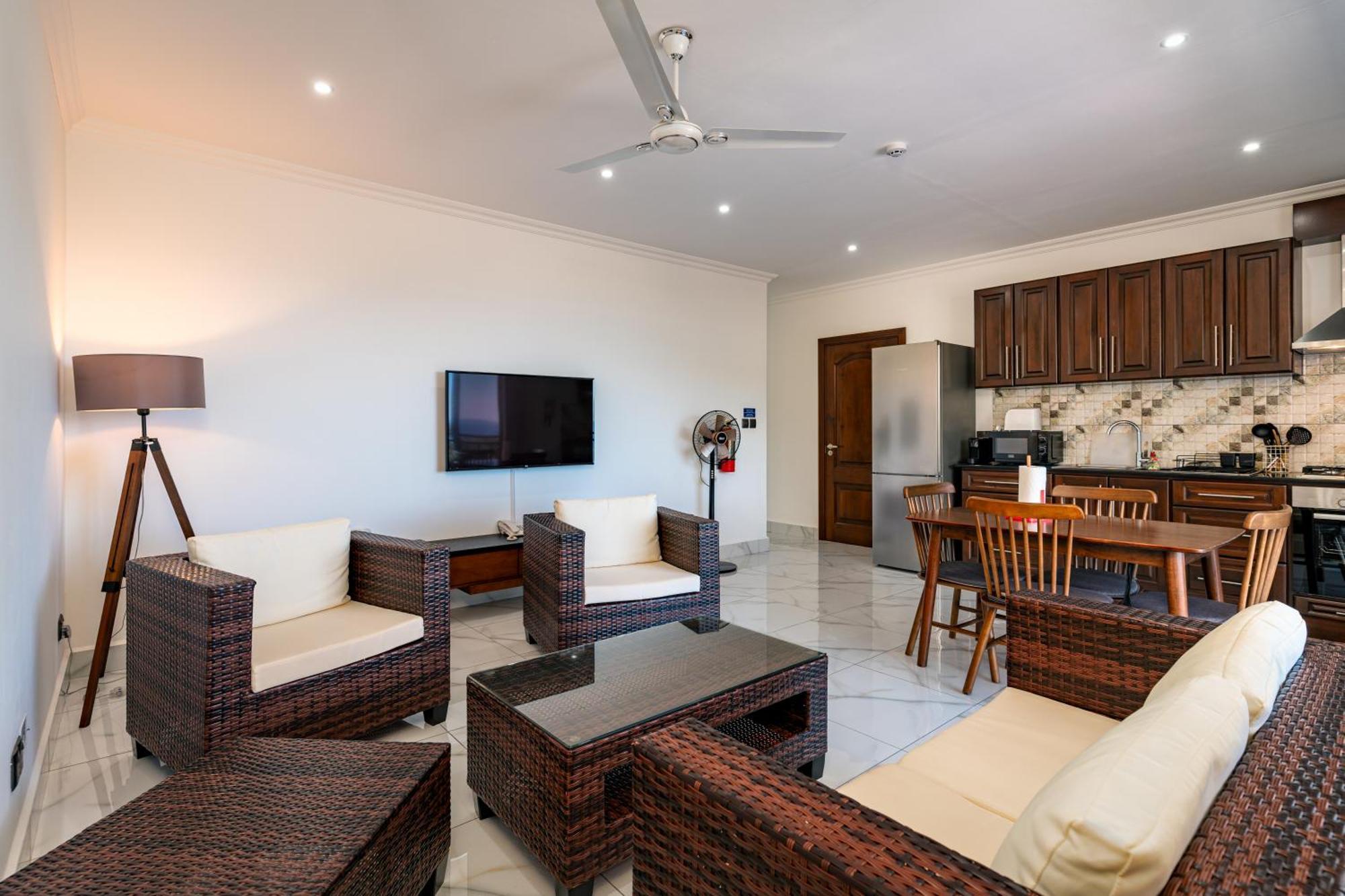 D'Offay Seaview Apartments Beau Vallon  Buitenkant foto